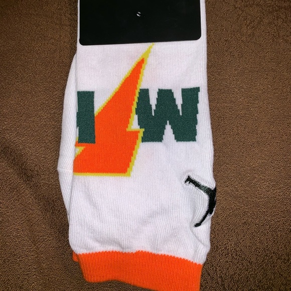 jordan gatorade socks